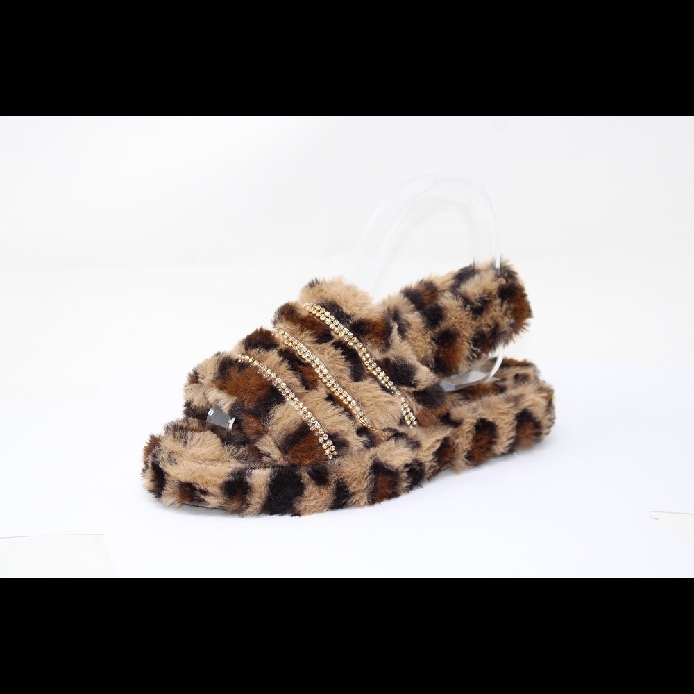 Leopard slippers - Picture 3 of 3